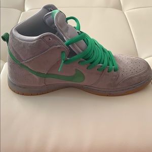 Silver Box Nike SB Dunks size US Men’s 11